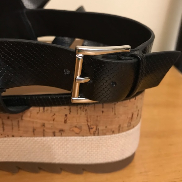 ZARA TRAFALUT woman’s platform sandals - Picture 6 of 7